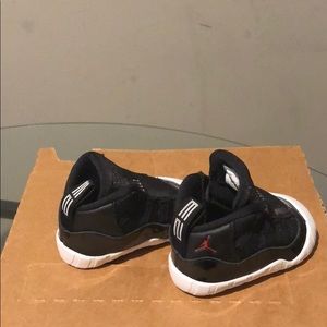 Jordan 11 “Breds” 3c worn once